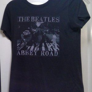 blacl beatles shirt